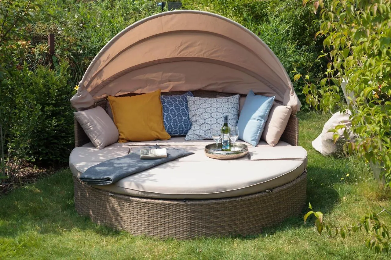 Zuhause Im Paradies Villa Hannover Holiday home